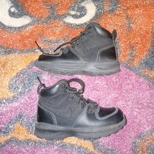 Nike ACG boots kids size 12c